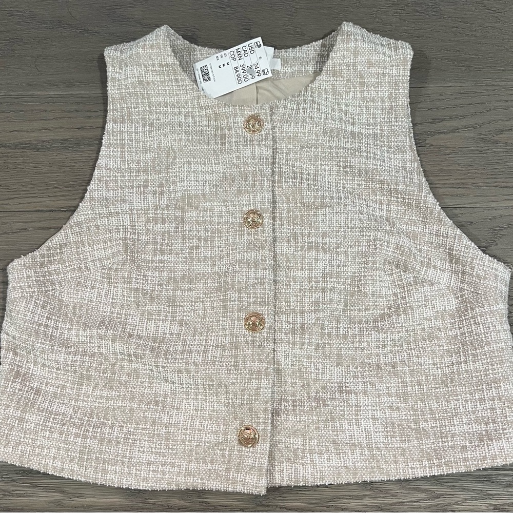 Textured Beige Button-Up Vest